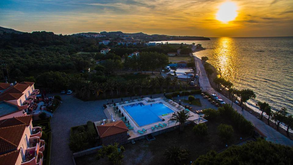Hotel Bella Vista มิธิมนา ภายนอก รูปภาพ